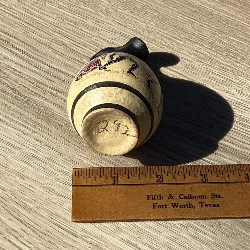 Vintage‎ Miniature Greek Style Pottery Vase Amphora Black Handle Red Figures